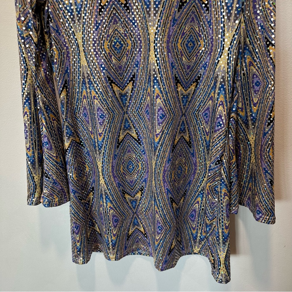 Geometric Patterned Mini Dress - Picture 2 of 10